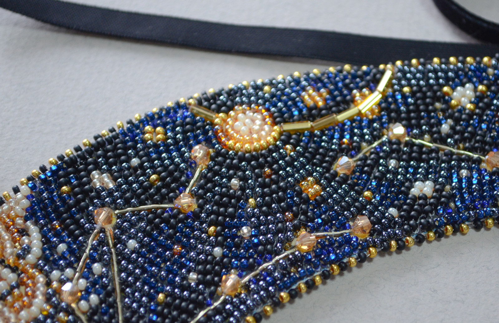 Bead Embroidery Kit. Decoration – Collar Galactic beauty