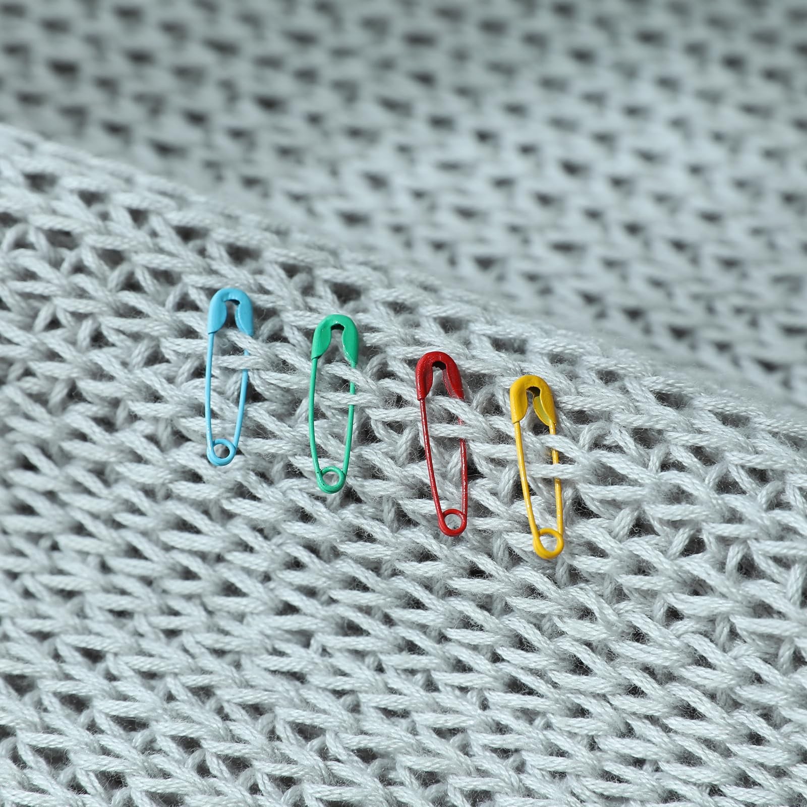 DGTANGYIN 200PCS Safety Pins for Clothes 19mm Multi-colors-200pcs
