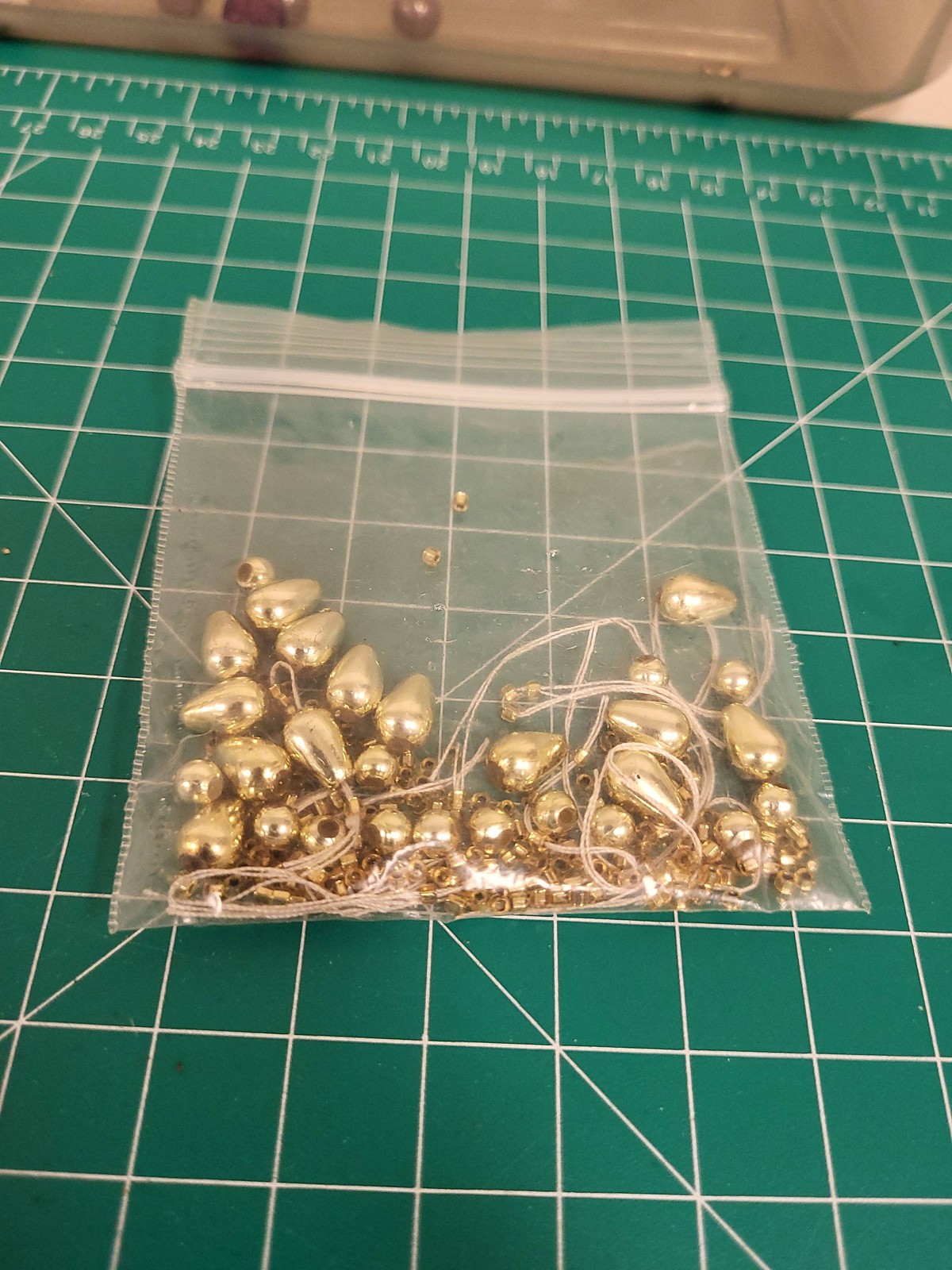 Gold Tone Teardrop Round Beads Mix Lot Jewelry Making Craft Supplies Findings