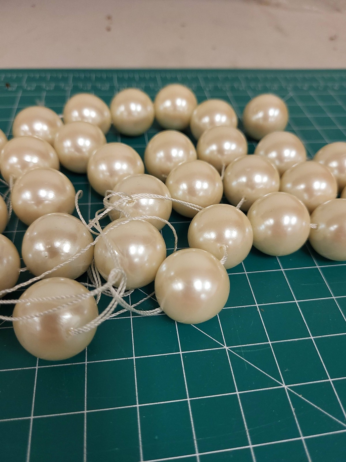 40 Faux Pearl Beads Lot Ivory Color String Craft Jewelry Making Supplies Bulk