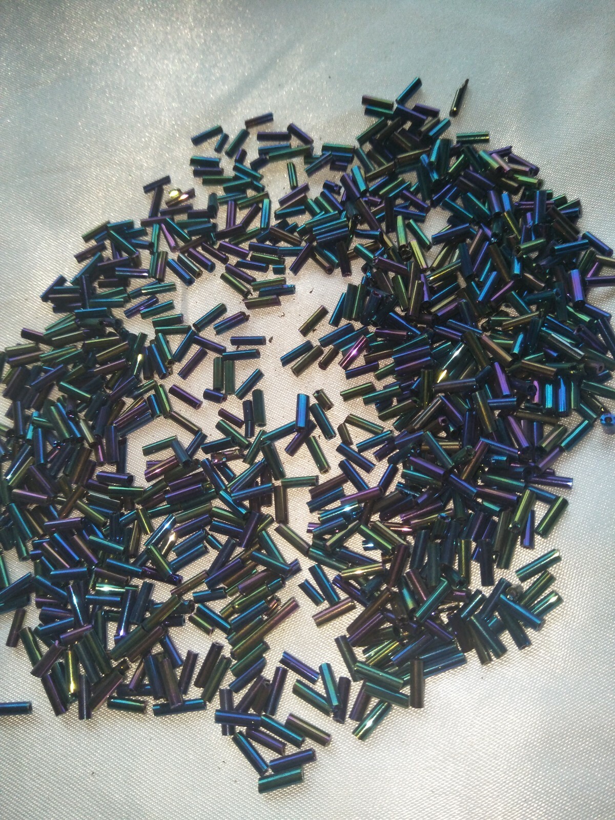 40g bugle Beads mix rainbow metallic colour purple/green/blue 5-6mm (b1050)