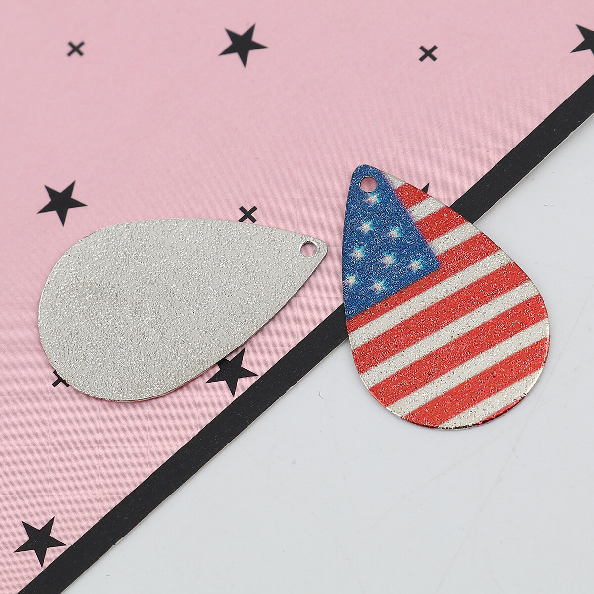 2 United States Flag Teardrop Charms Enamel Metal U.S. Patriotic Jewelry Drops