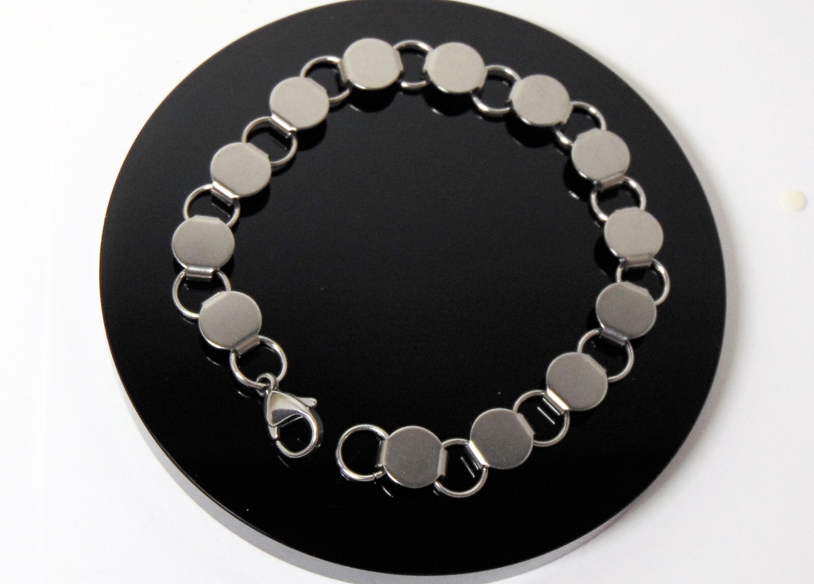 20 BRACELET BLANKS Forms ~ 13 Round PADS Stainless Steel 8″ Long ~ Disk + Loop
