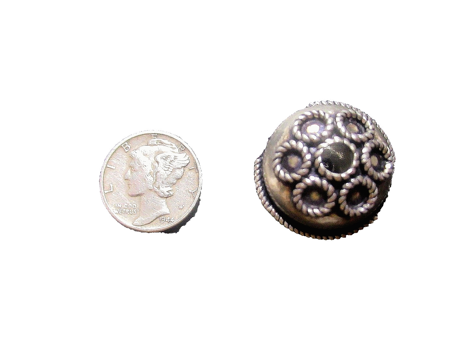 `SALE~EXTRA LARGE METAL BEADS ORNATE BALI METAL BEADS 19-20mm ROUND #447