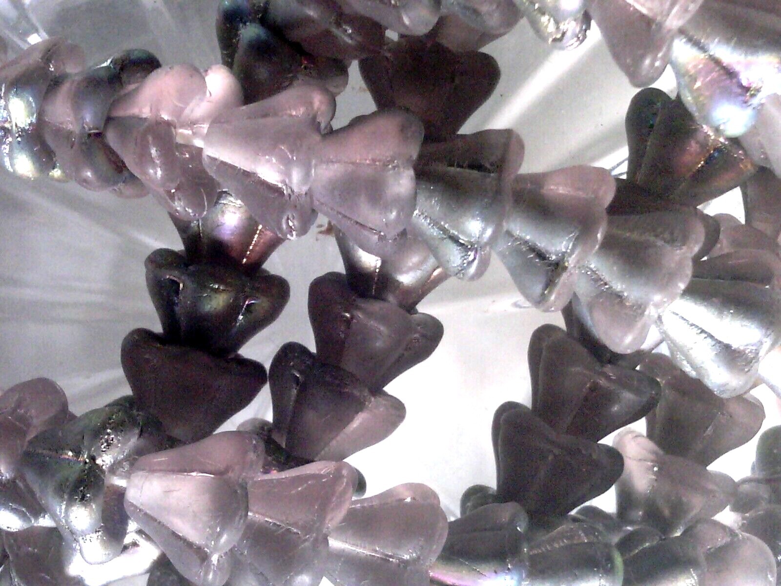 VTG 341 MATTE LAVENDER PURPLE IRIS FLOWER CUP GLASS BEADS 8X6mm #031315s LL