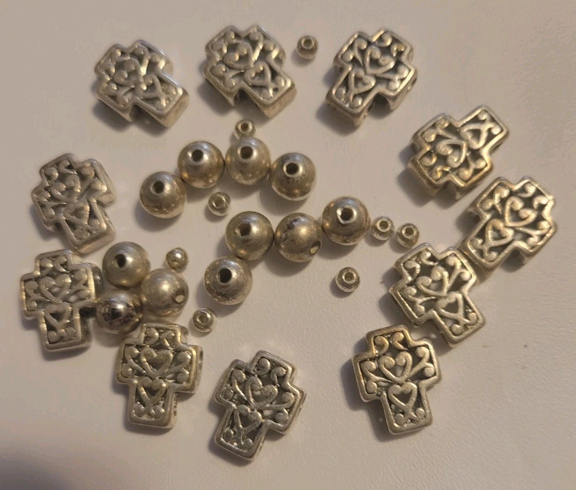 8 Complete Bracelet Need Elastic And Restrung Rhinestones Beads Intack Crafter