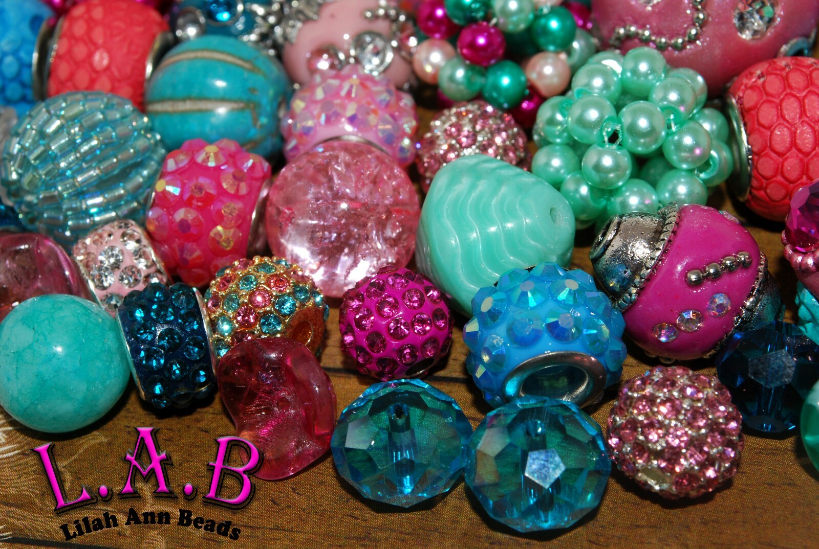“Coral Reef” Boho, Beaded, and Crystal Signature Lilah Ann Bead Mix – BM321