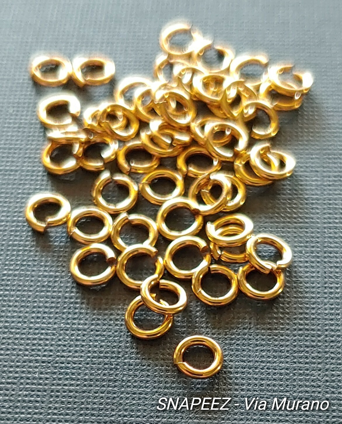 SNAPEEZ® II ULTRAPLATE® 24 kt. Russian Gold Jump Ring 4mm. Made in USA.