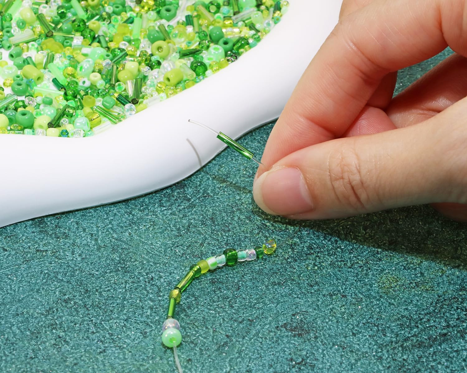 1000pcs Mixed Glass Seed Beads Green Tube Bugle Spacer Beads Jewelry DIY Set