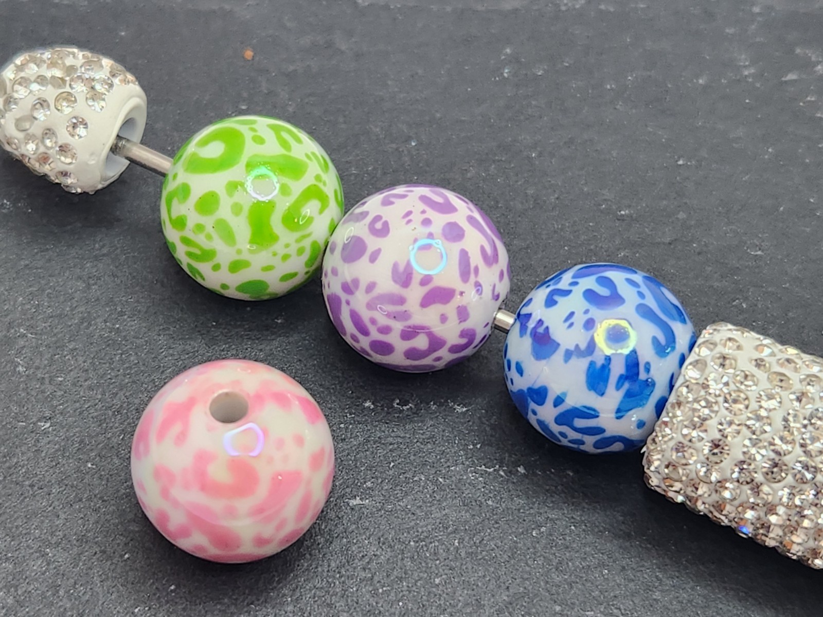 16mm Acrylic Beads – PRINTED ANIMAL DESIGNS – YOU PICK!! – Beadable DIY Pens