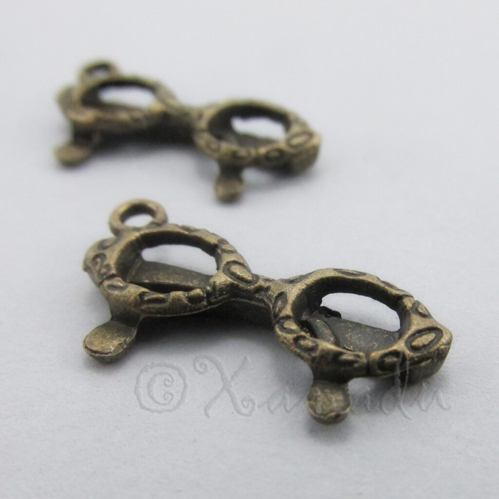 Eyeglasses Charms 22mm Antiqued Silver Plated Pendants C5560 – 10, 20 Or 50PCs