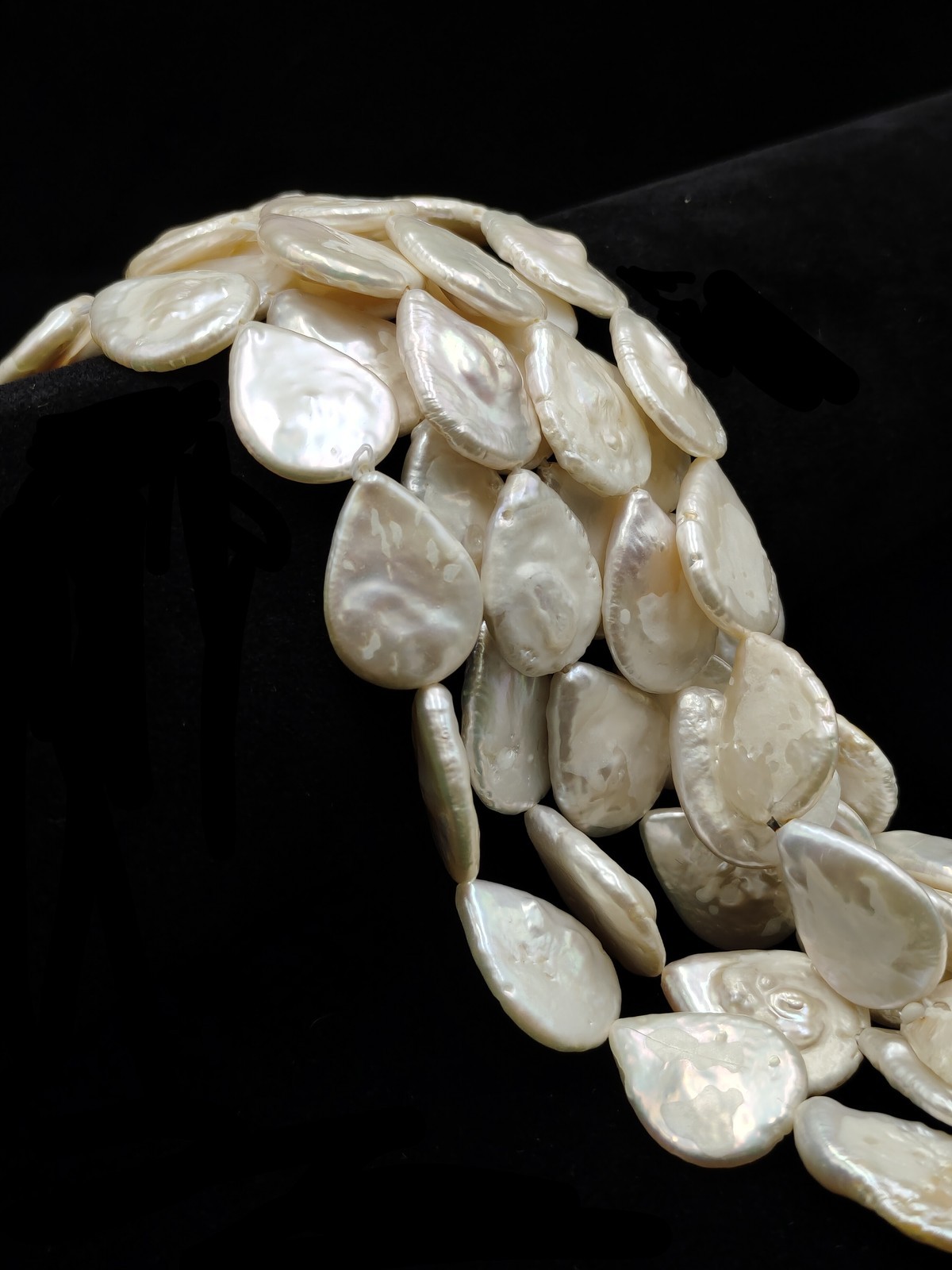 White Fresh Water Pearl Flat Teardrop Shape Beads Size 14x18mm 15.5″ Strand