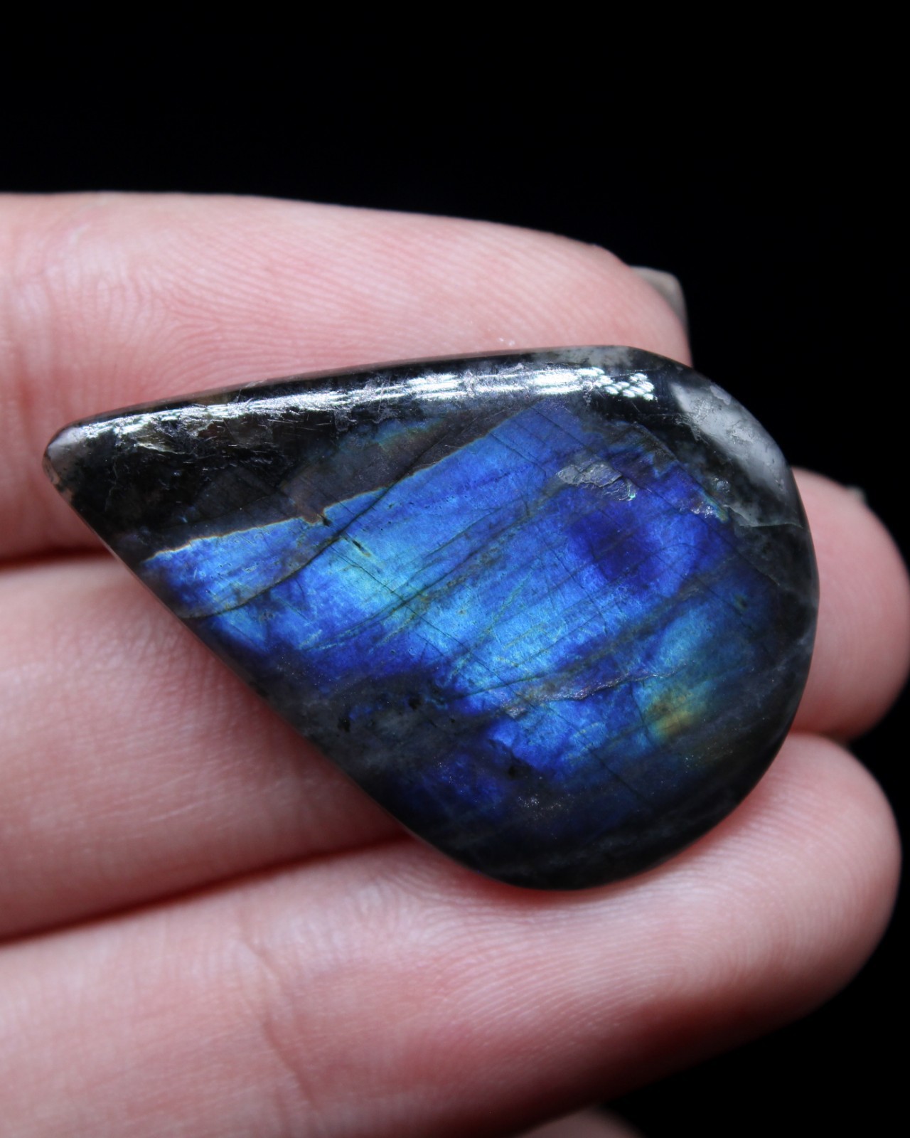 Finnish Spectrolite cabochon Blue Labradorite 30x21mm Natural Stone