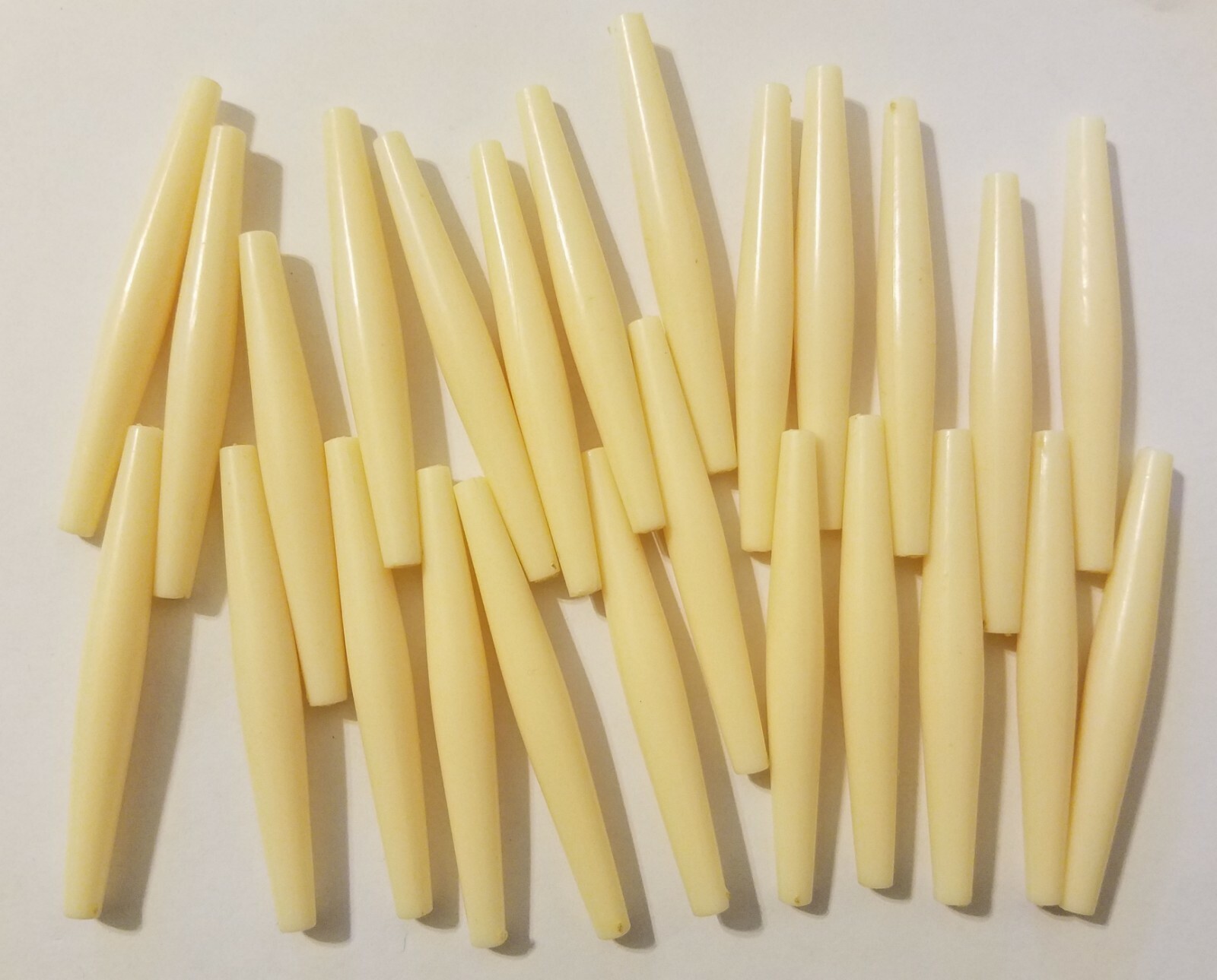 Lot of 25 Plastic Ivory Bone Hair Pipe Tube Beads Large 3″ Inch Craft Jewelry