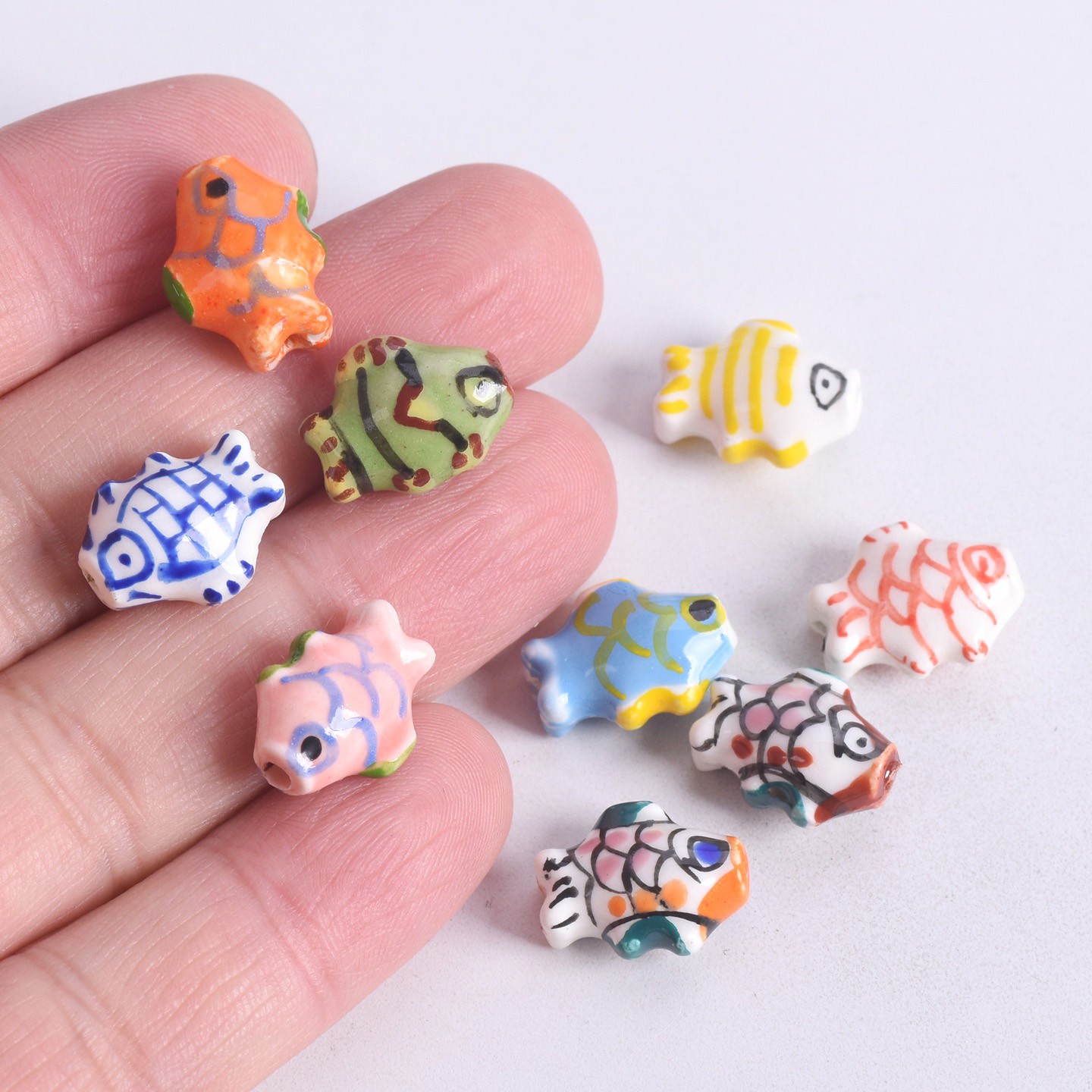 5pcs Fish Shape 12x15mm Handmade Painting Ceramic Porcelain Loose Beads