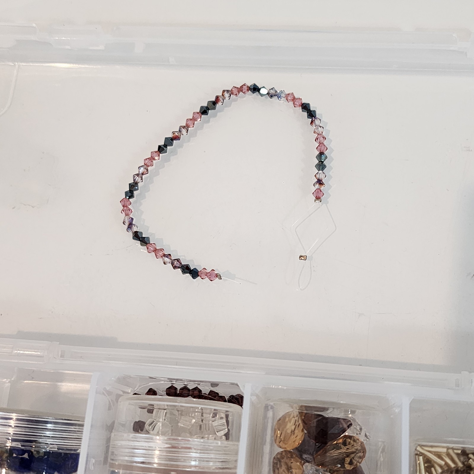 Bead Starter Set Clear Plastic Case w/ Multi Colored Sized Beads 10-3/4 x 5