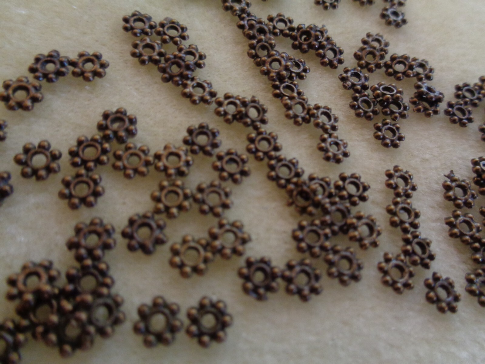 4mm Daisy rondelle, Bead, antique brass-plated “pewter” (zinc-based alloy) .
