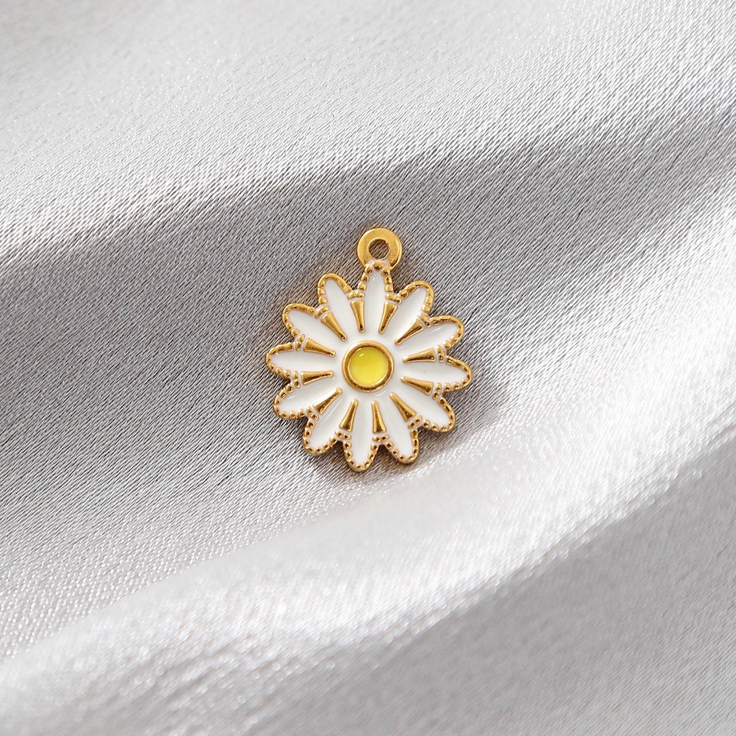 10pcs silver/gold stainless steel daisy flower charm for diy jewelry making