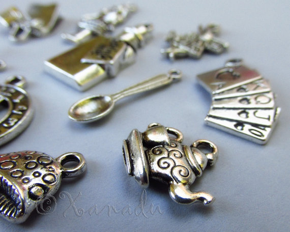 Alice In Wonderland Charms Set 15PCs Pendants Mix CM001866 – 15, 30, 45 Or 60PCs