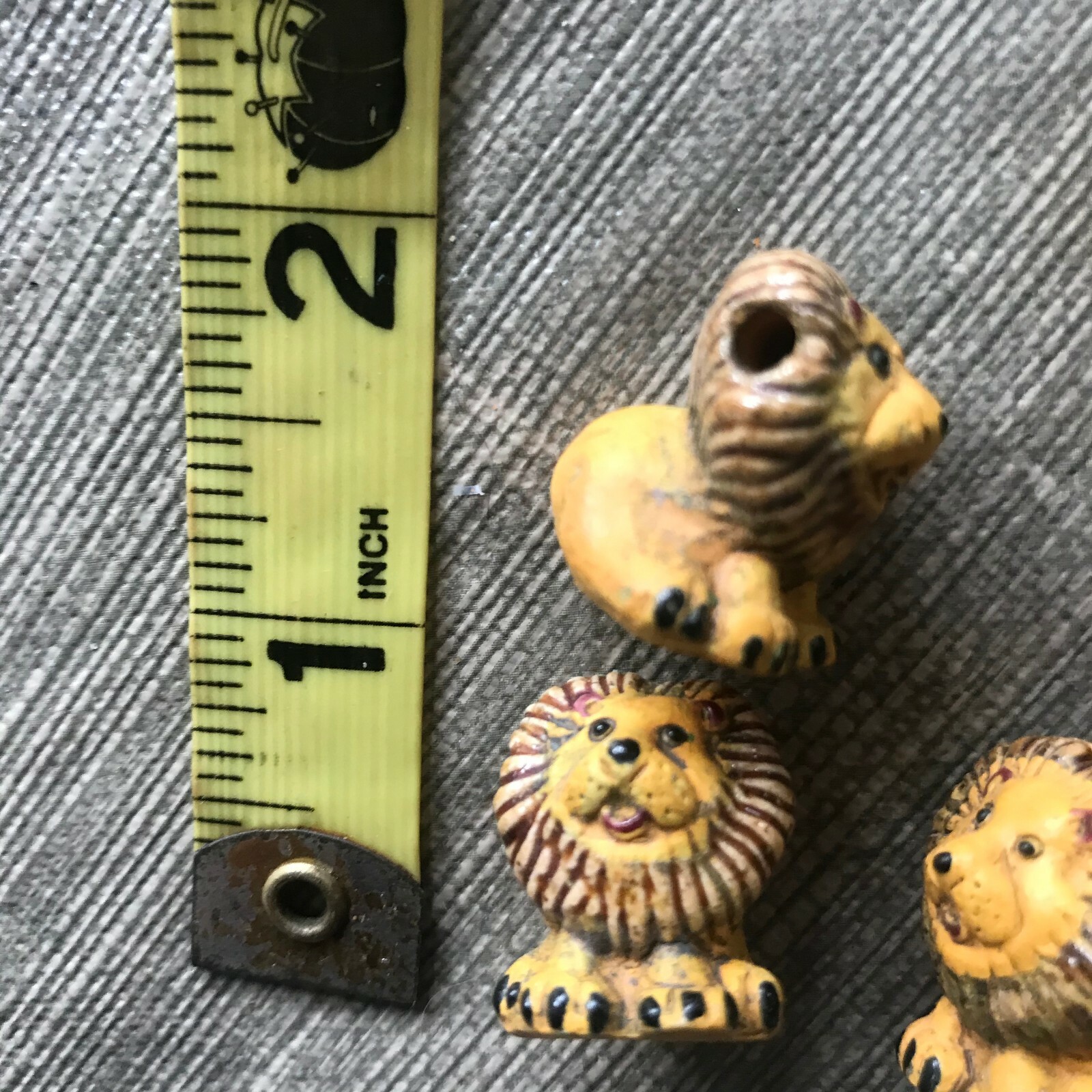 8 Animal Bead Pendants LIONS USA Artisan Made Ceramic High Quality