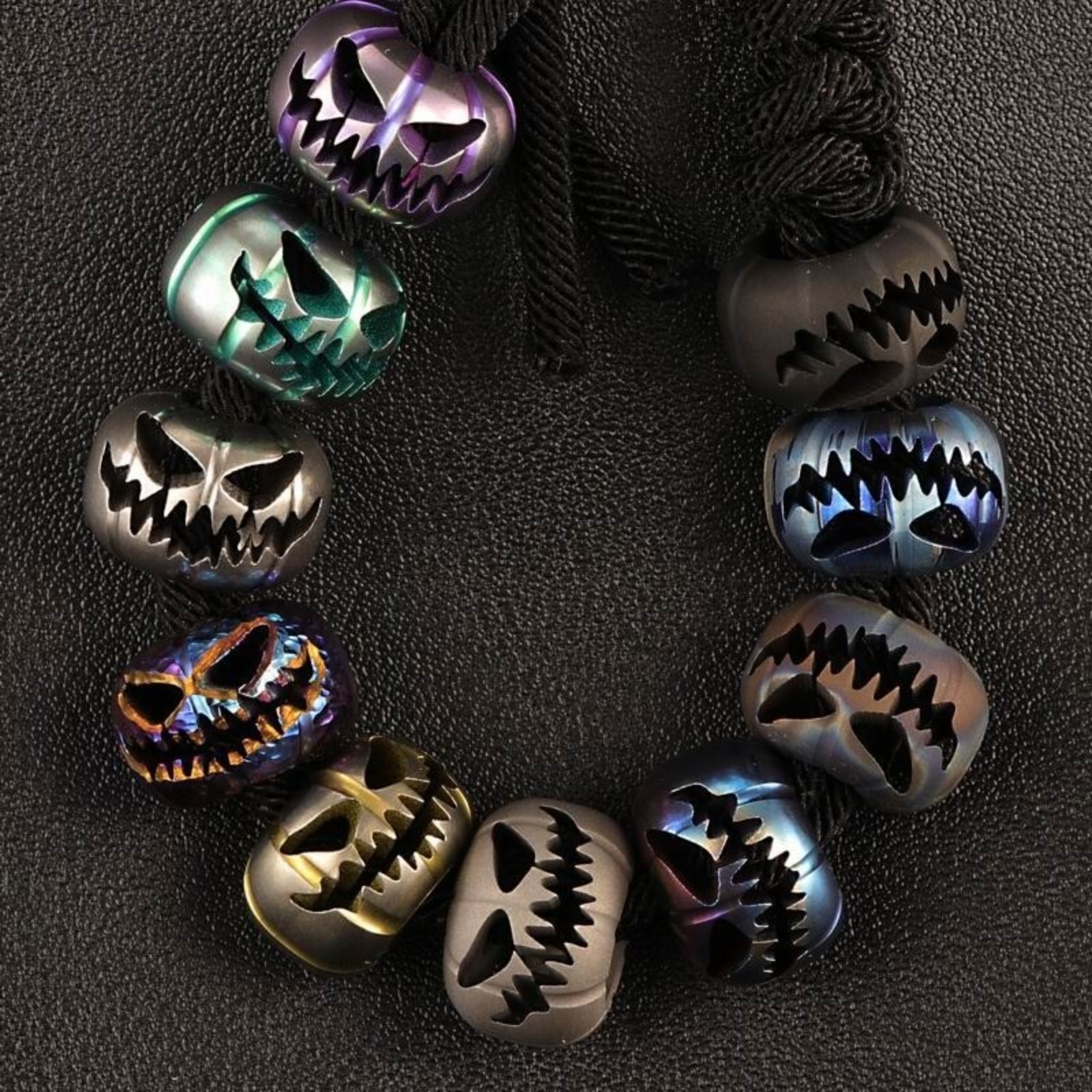 Titanium Knife Lanyard Paracord Bead Necklace Bracelet Pendant Making Halloween