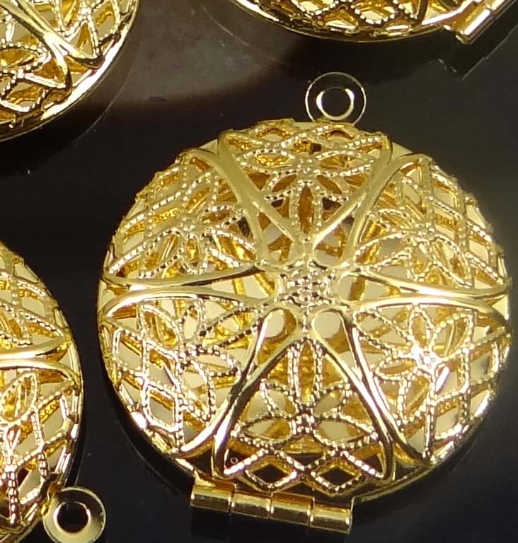 4 Gold Plated Filigree Hollow Locket Pendants Essential Oil Diffuser 27x32mm