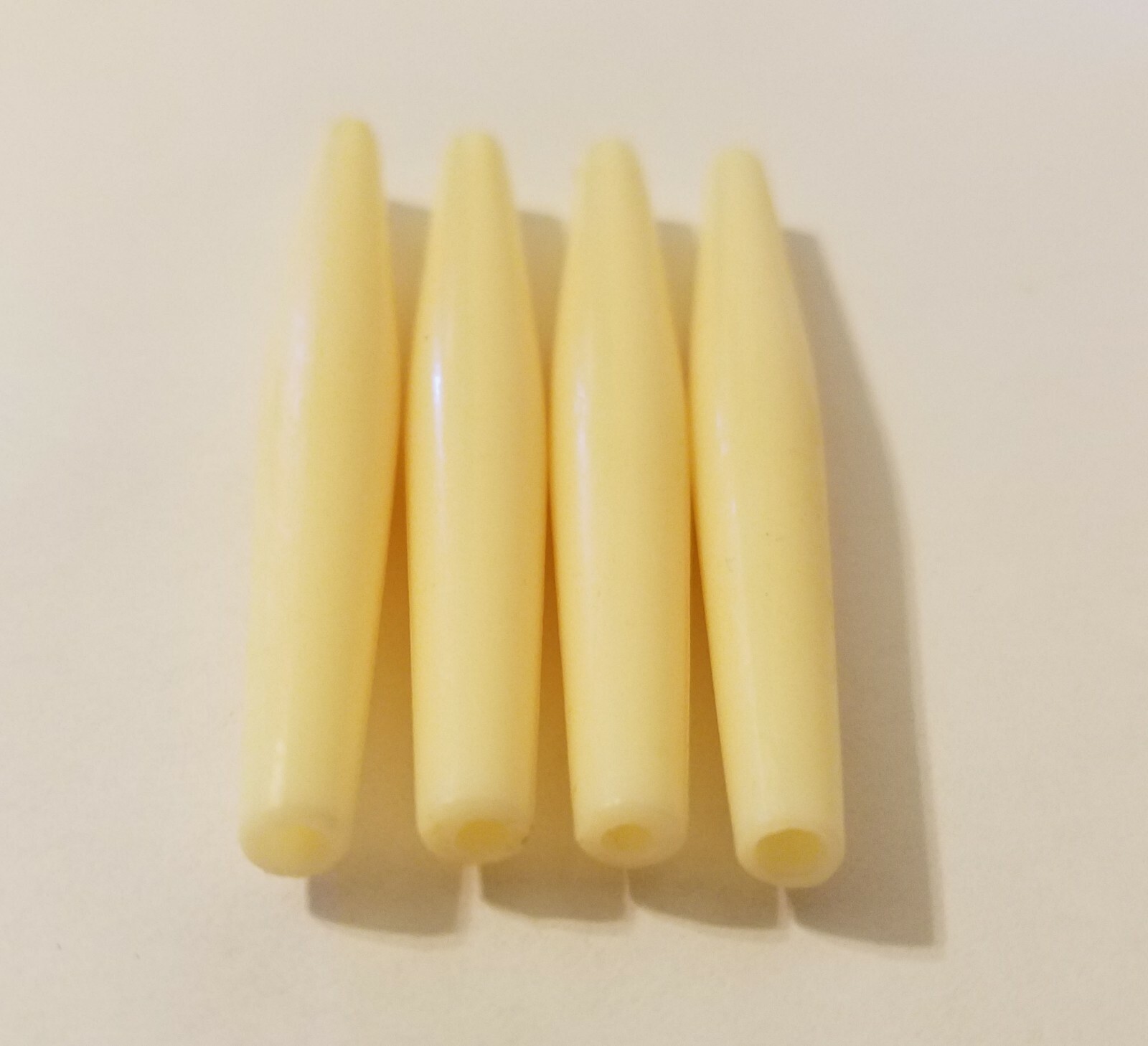 Lot of 25 Plastic Ivory Bone Hair Pipe Tube Beads Large 3″ Inch Craft Jewelry