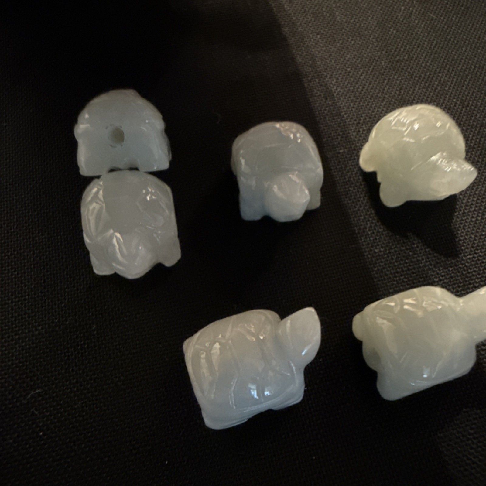 Lot of 8 Small Jade Turtle Beaded Figurines 8mm