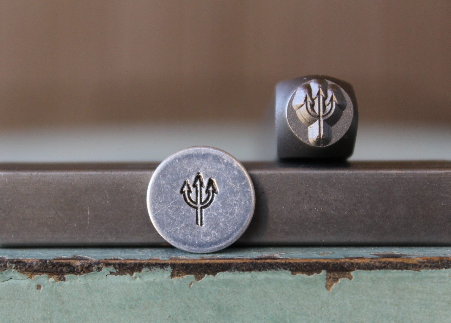 SUPPLY GUY 6mm Devils Fork Metal Punch Design Stamp SGCH-456
