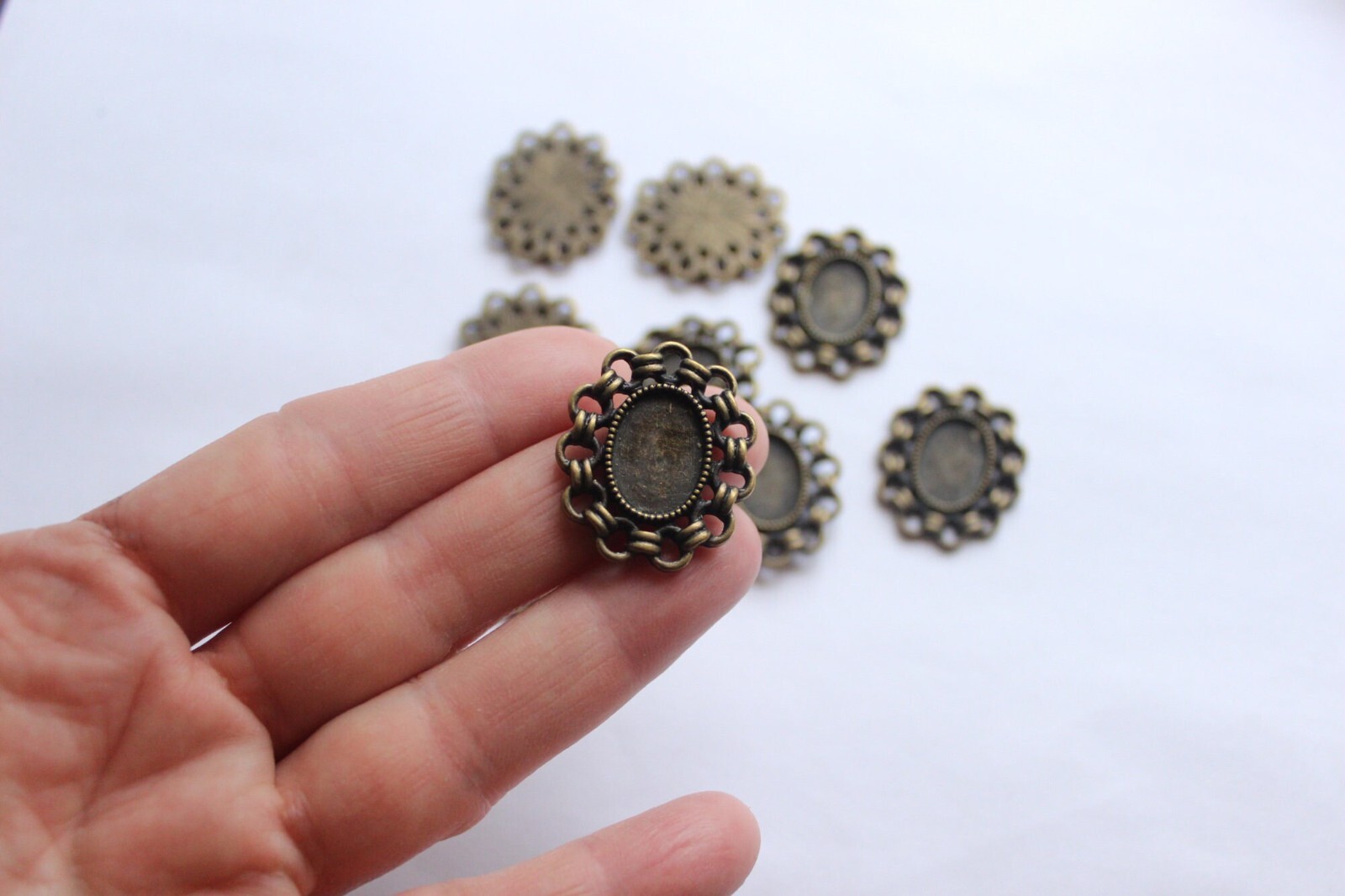 10 pcs round blank for jewelry making cameo cabochon base supplies DIY (ov011)
