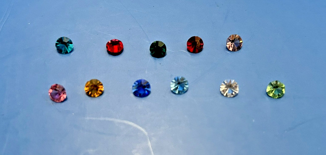 100 Vintage Crystal 4mm. To 5mm. Rhinestones FREE US SHIPPING!