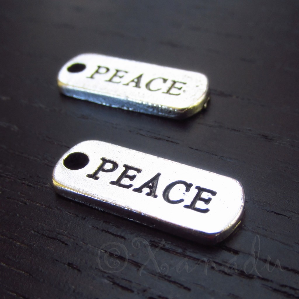 Merry Charms 21mm Antiqued Silver Plated Penants C1965 – 10, 20 Or 50PCs