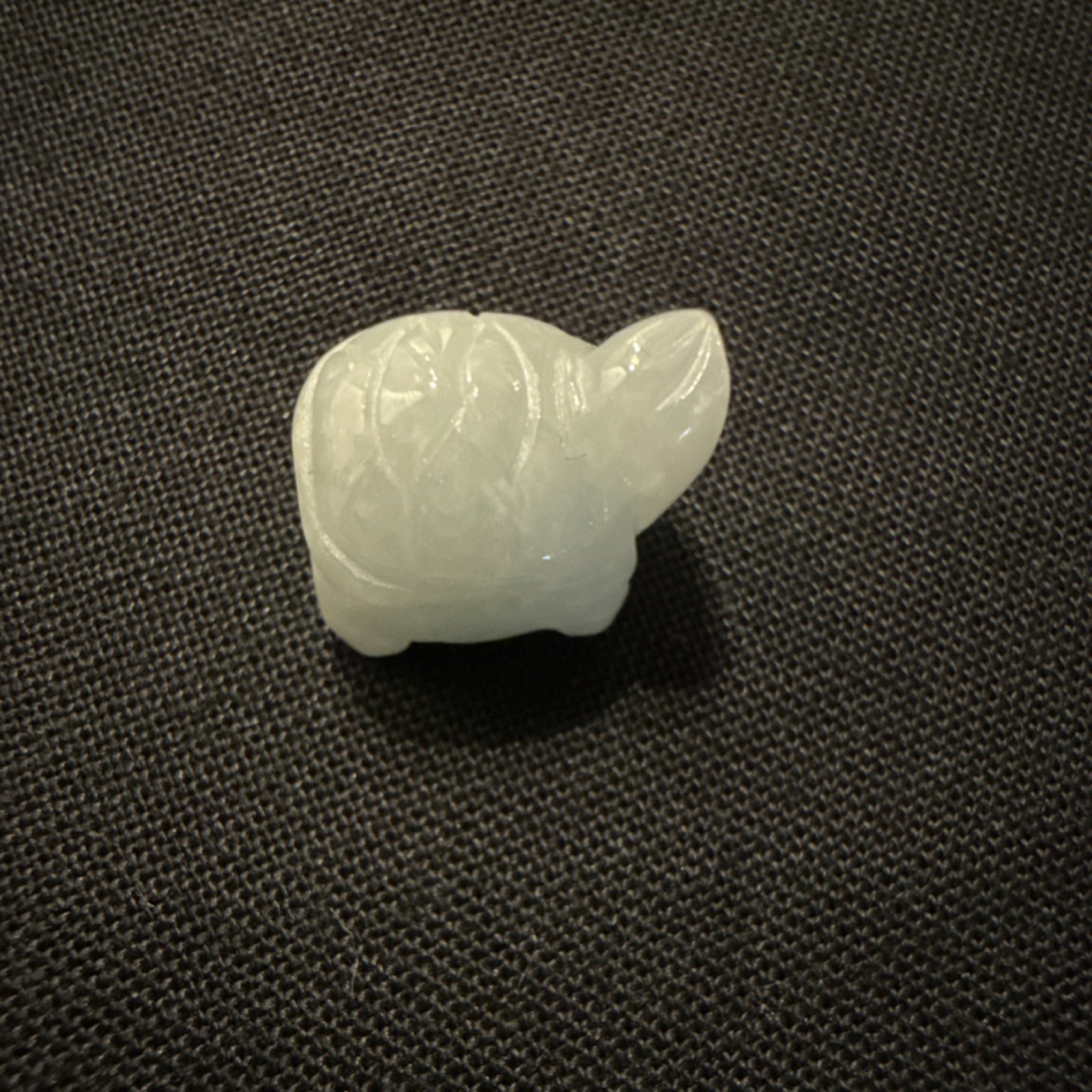 Lot of 8 Small Jade Turtle Beaded Figurines 8mm