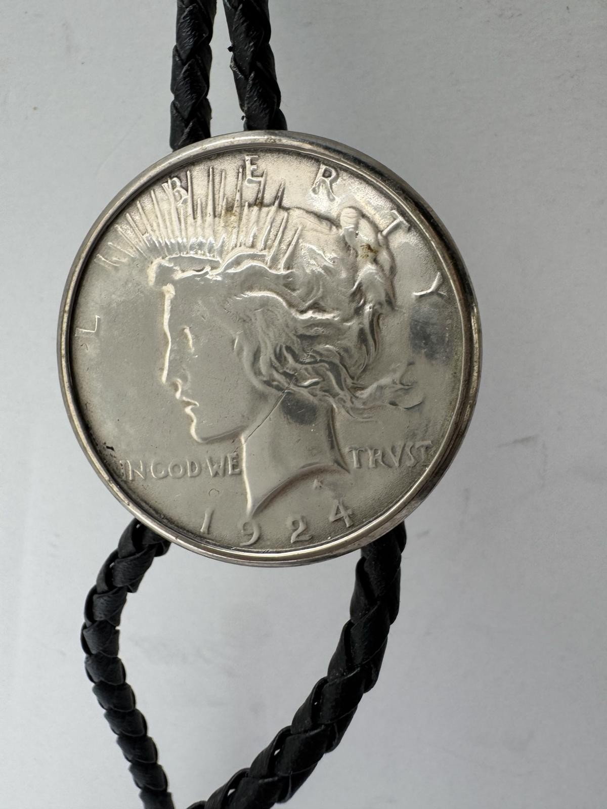 Vintage 1924 Peace Silver Dollar Bolo Tie – Western Cowboy Jewelry