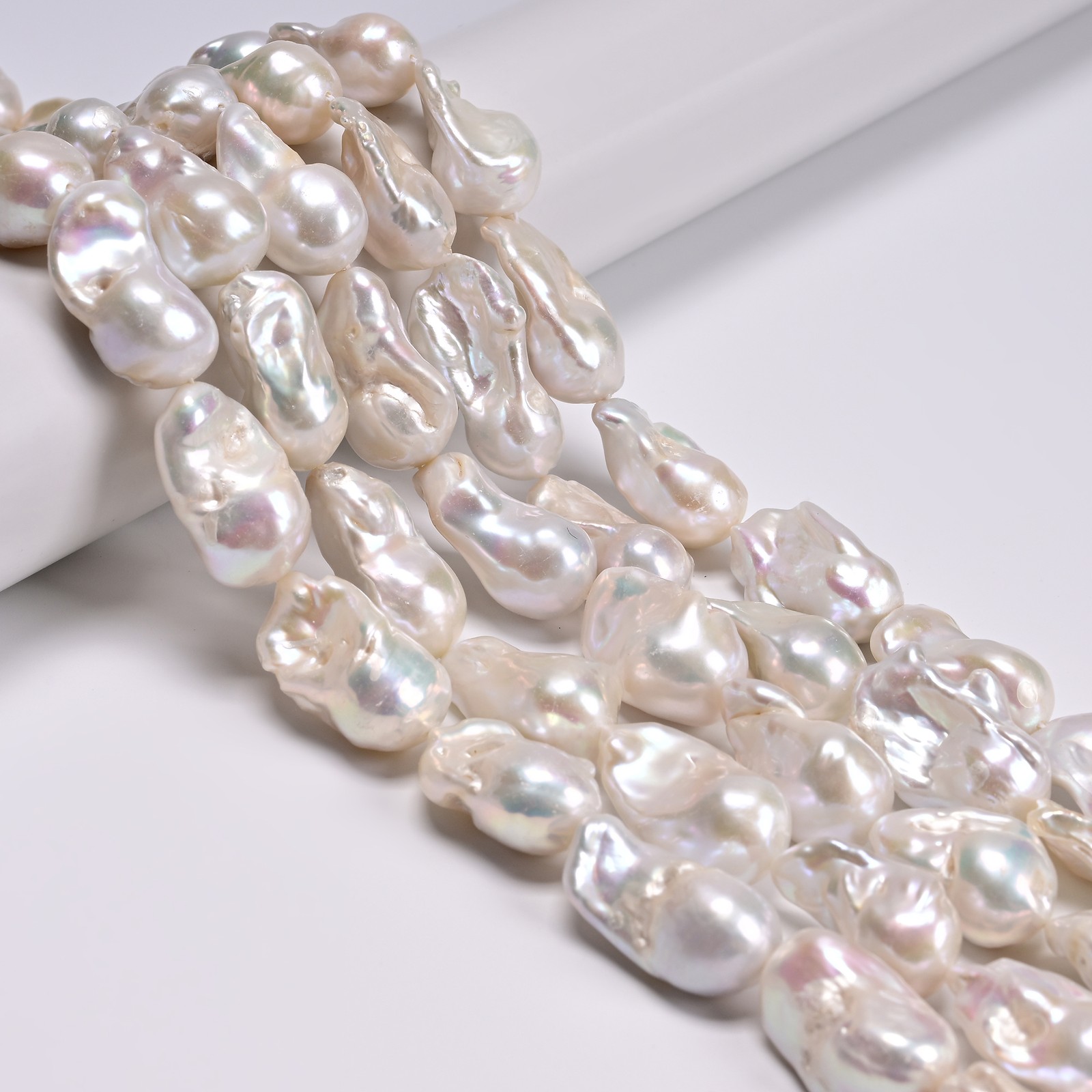 Grade A Natural White Fresh Water Pearl Baroque Beads 13-15×15-20mm 16″ Strand