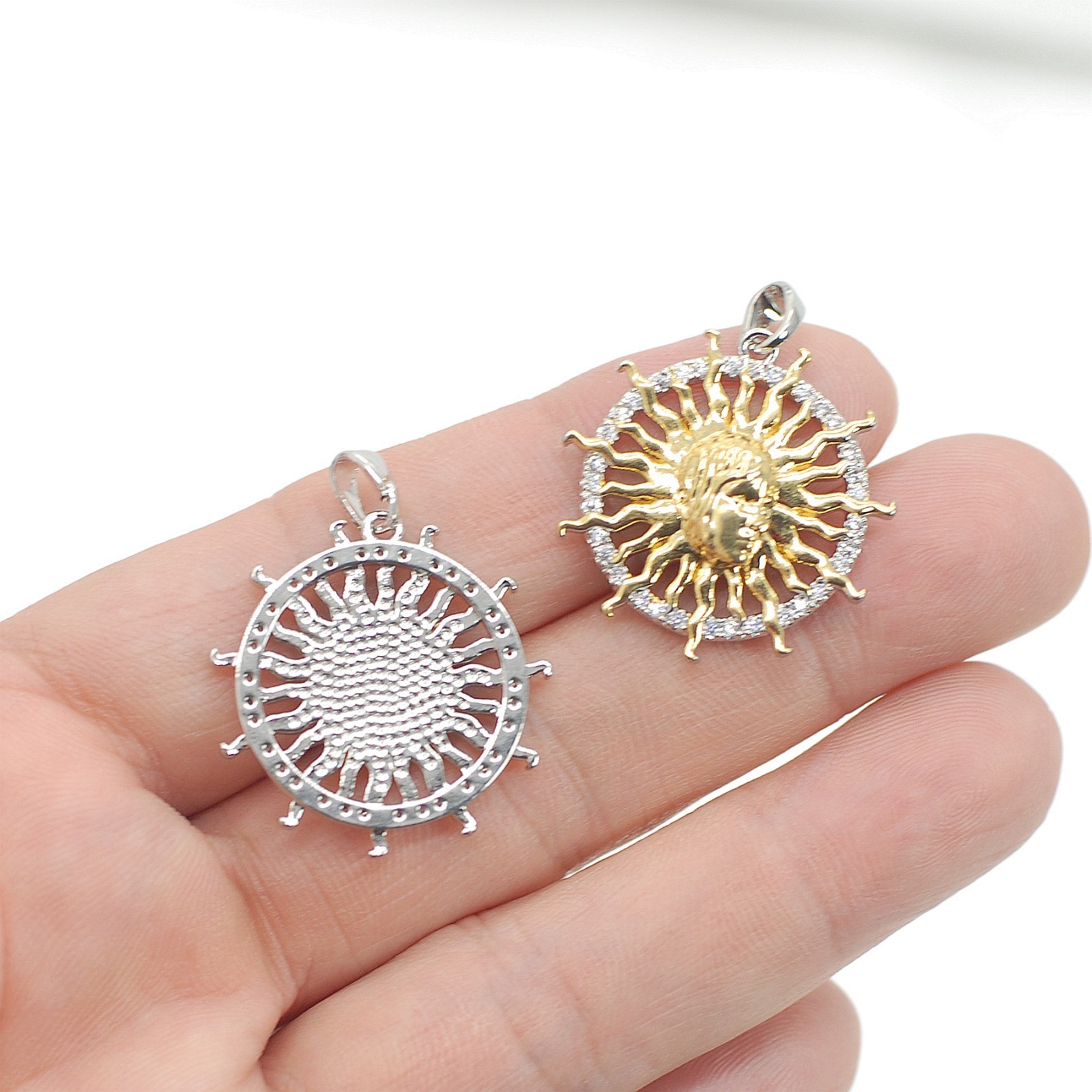 1PC Waterproof Gold Plated Stainless Steel Celestial Charm Pendant GQZ543