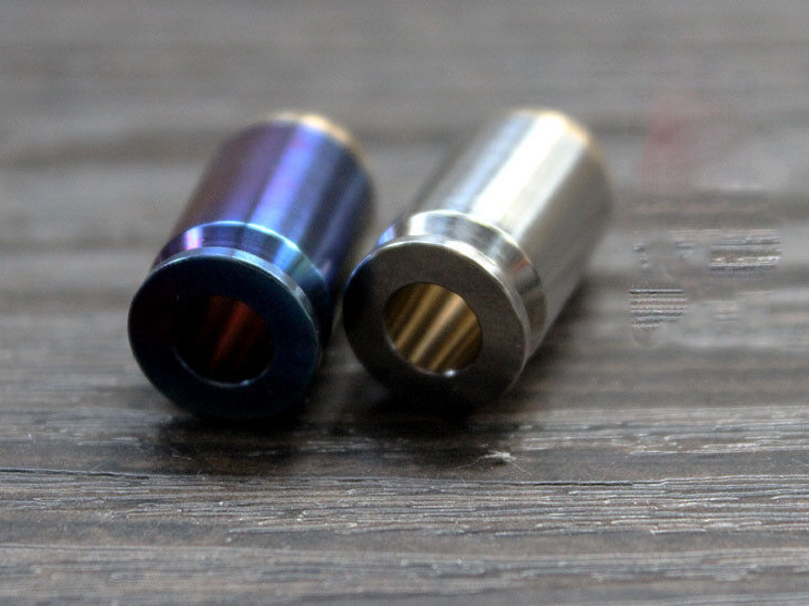 Bullet Shape Lsand + Brass EDC Lanyard Bead Paracord Zipper Head Knife Beads