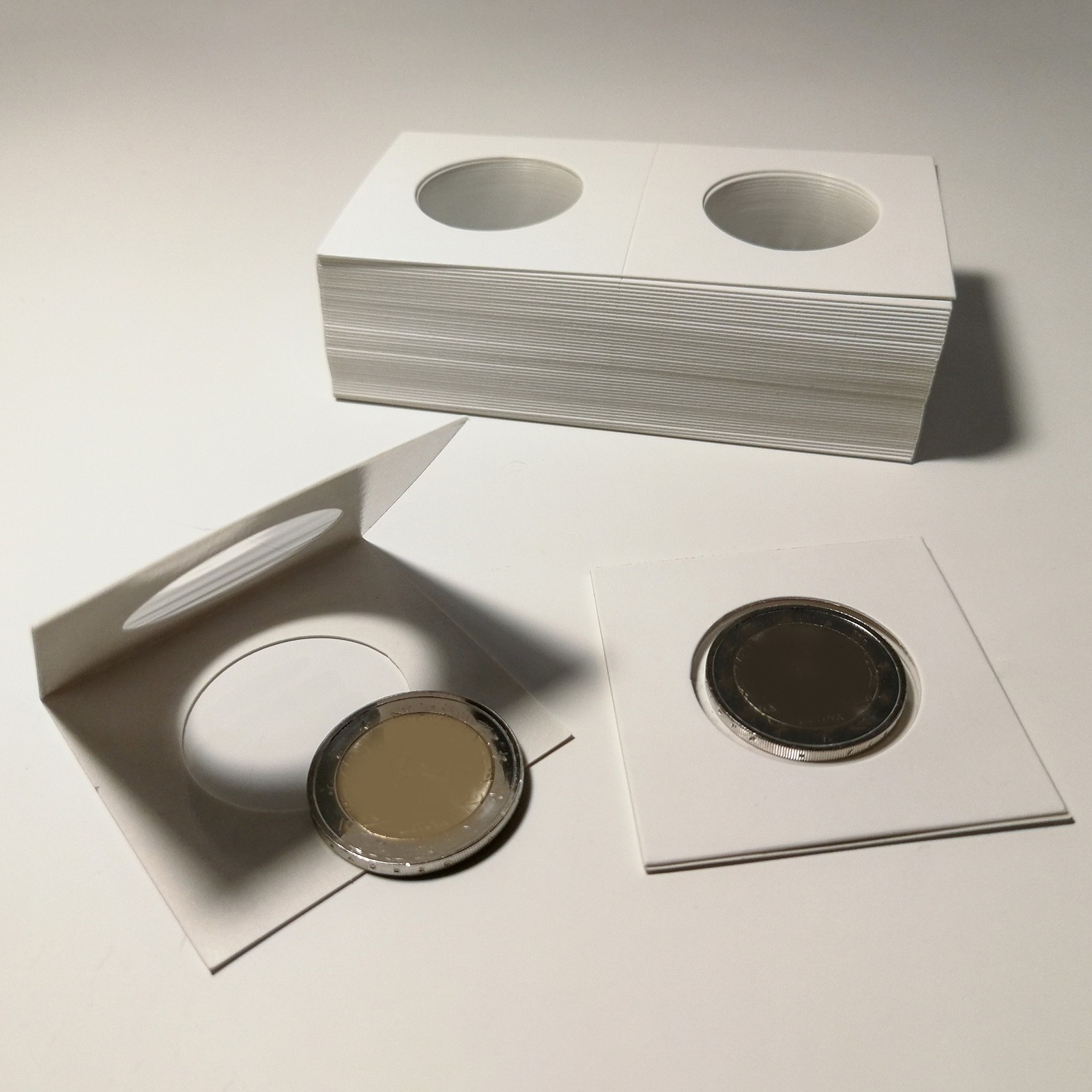 2 x 2 Coin Flips, 50 Pack 35mm Cardboard Coin Holder Paper Coin Holders