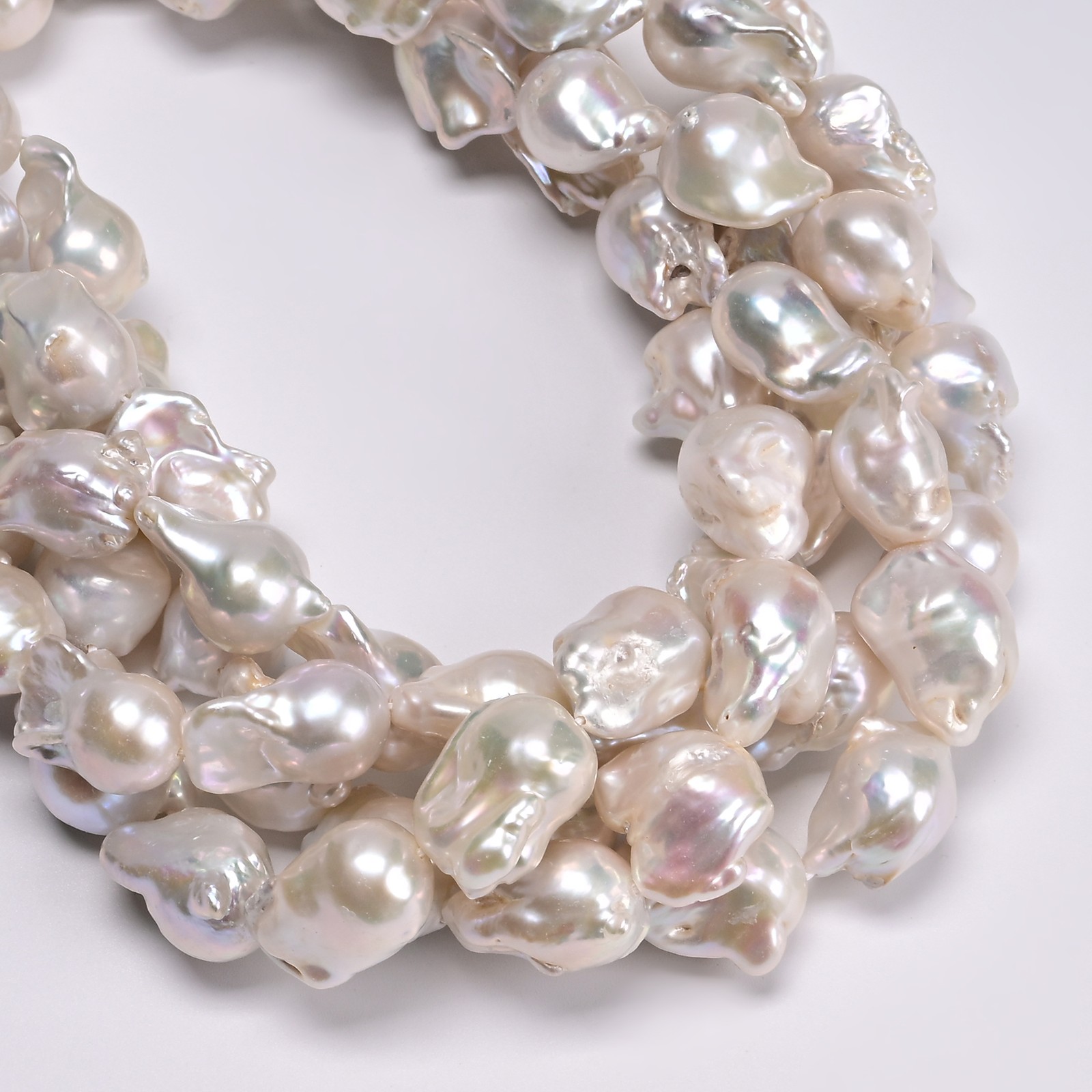 Grade A Natural White Fresh Water Pearl Baroque Beads 13-15×15-20mm 16″ Strand