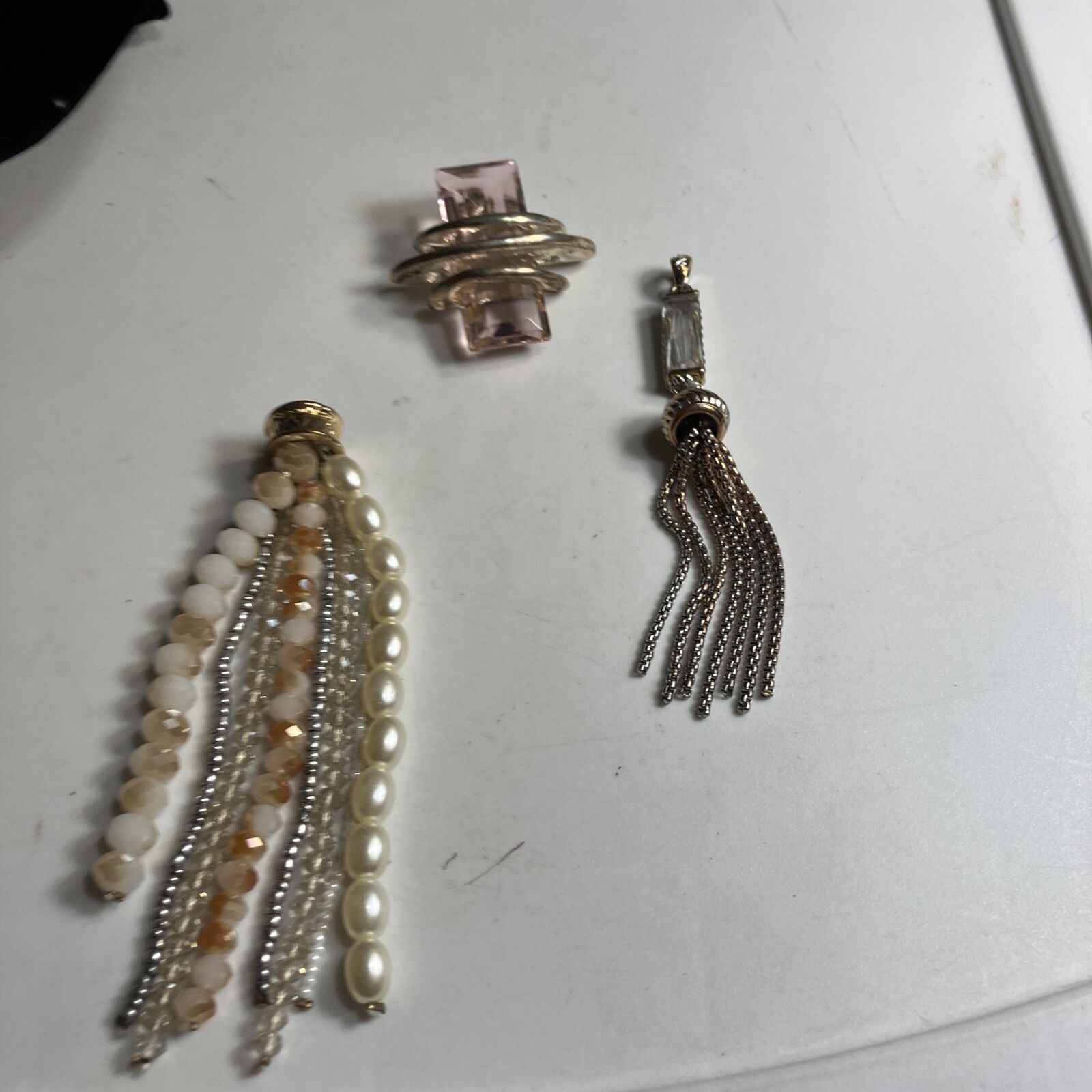 Lot of 3 Vintage Pendants for Keychains or Crafts Unbranded Pre-owned