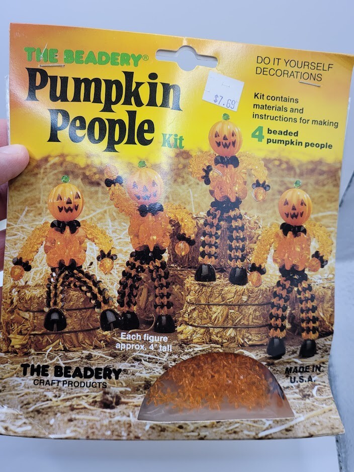 The Beadery PUMPKIN PEOPLE Bead Beading Halloween Ornament Kit Makes 4 Vtg