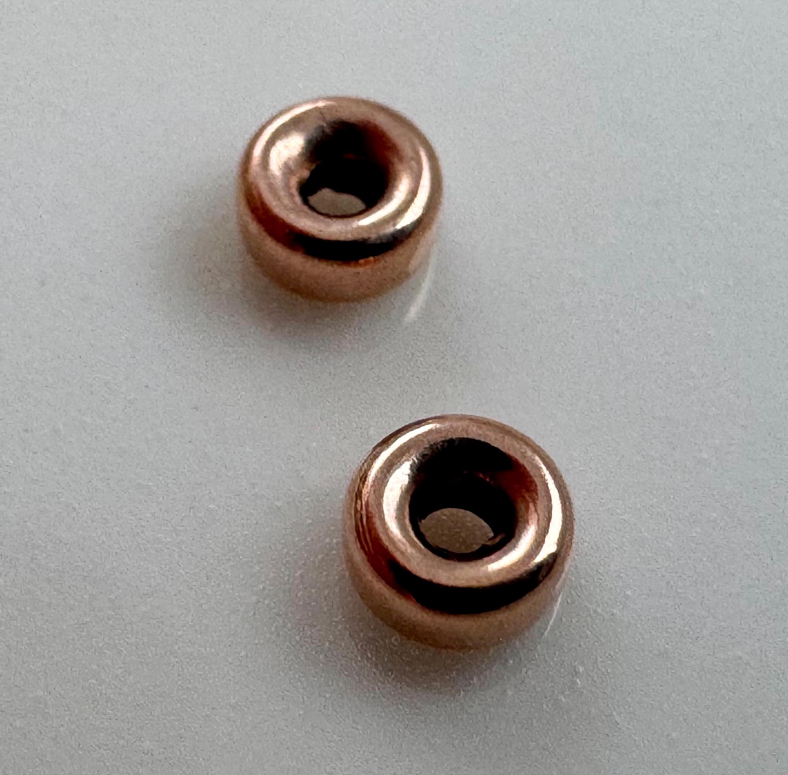 20 pcs- 3mm Roundel Spacer Bead 1mm hole size Rose Gold Filled 14K (P6467)