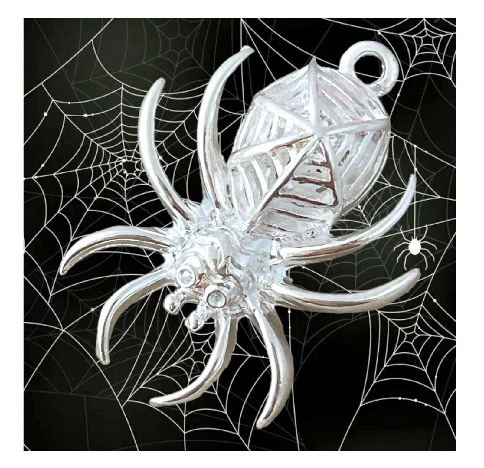 Spider Pendant 3D Spiderweb Design Hollow Body 37mm Silver Bead Drop Focal Point