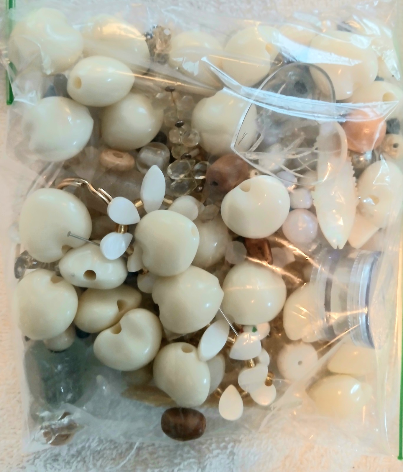 100’s Of Beads! One Lot Of 10 Zip Bags, ABOUT 8 POUNDS! A crafter’s paradise.