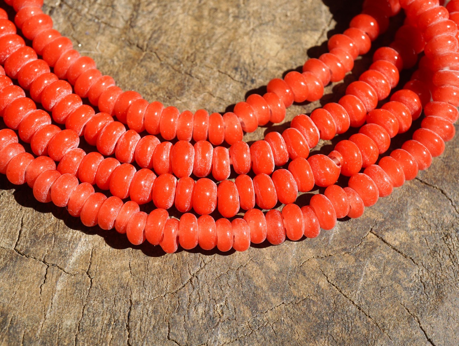 Artisan Made Java Glass Donut Beads (6.5mm) – Poppy Red Strand (2937A367) Donut