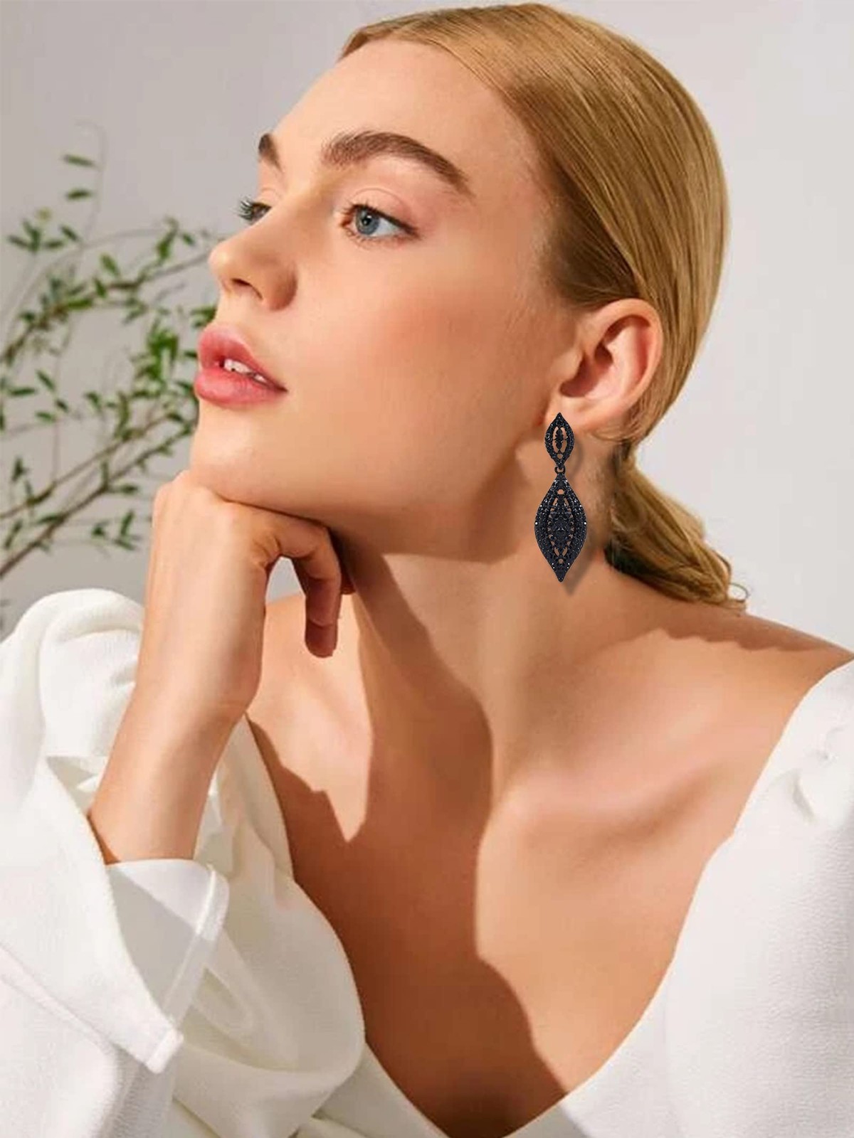 Black Rhinestone Earrings Statement Wedding Earrings for Brides Shinny Crystal D