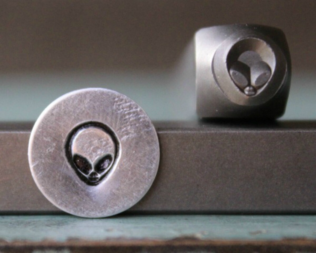SUPPLY GUY 6mm Alien Metal Punch Design Stamp SGCH-105