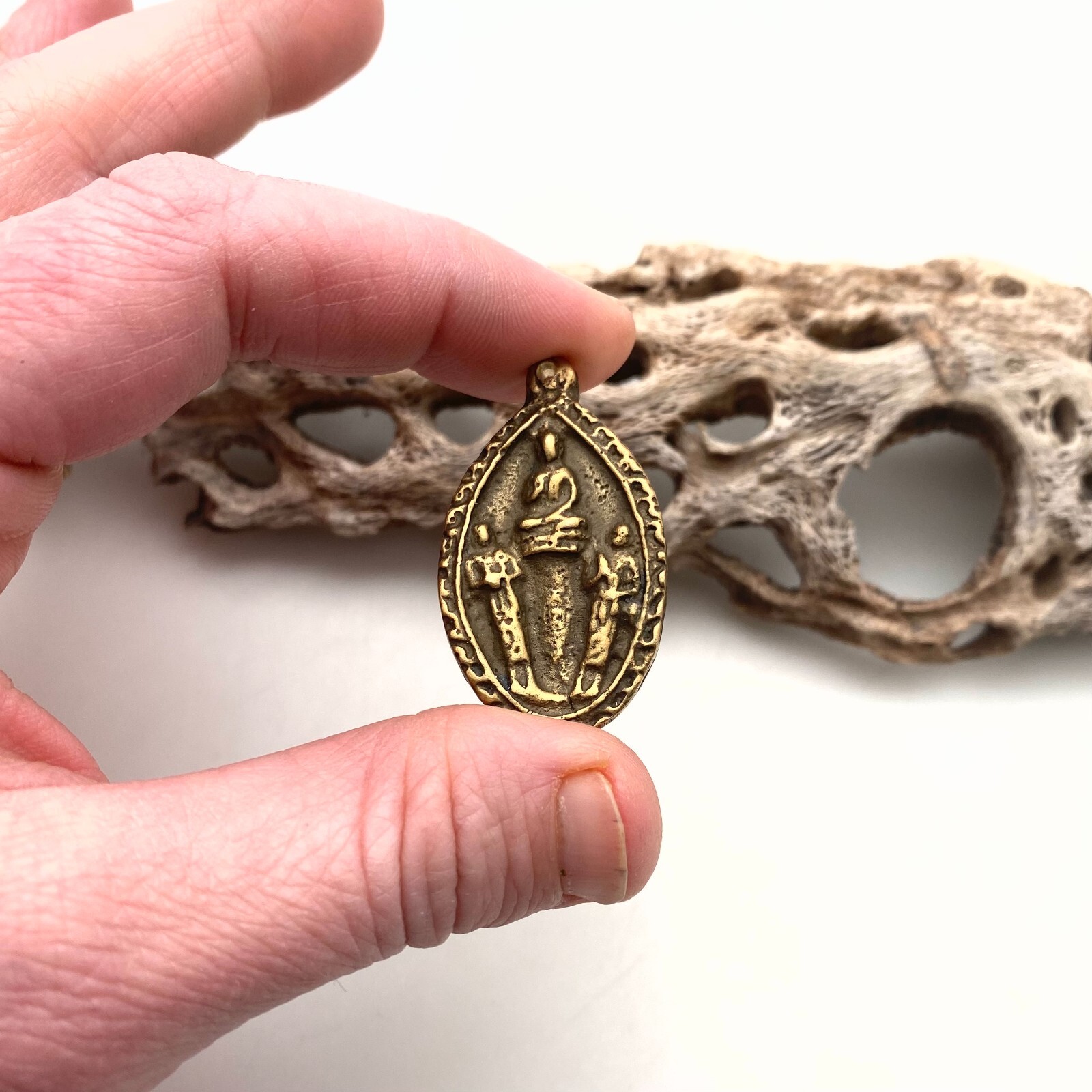 Solid Brass Community Prayer Oval Amulet Pendant From Thailand (MAP36)