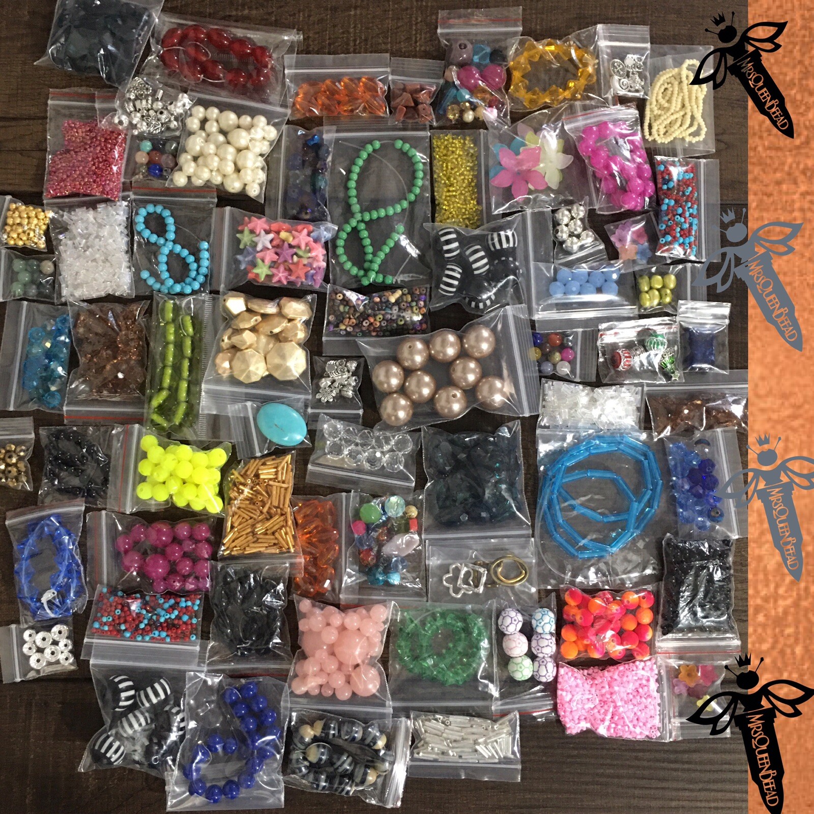 BEADS 40 Bag lot DIY Jewelry Making Supplies Loose Mixed Glass Acrylic Metal👑🐝