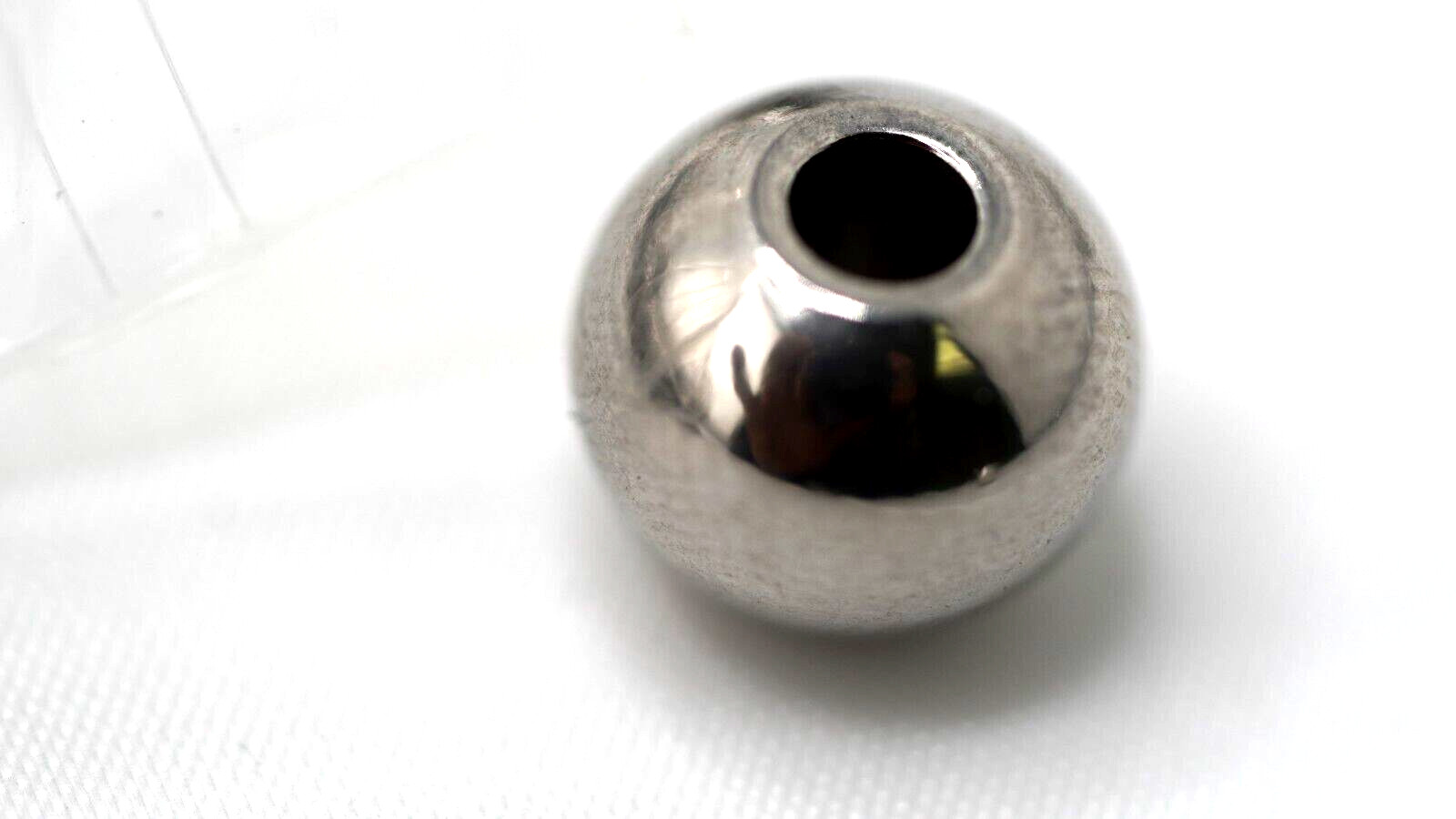 100 Stainless Steal Beads (10MM)